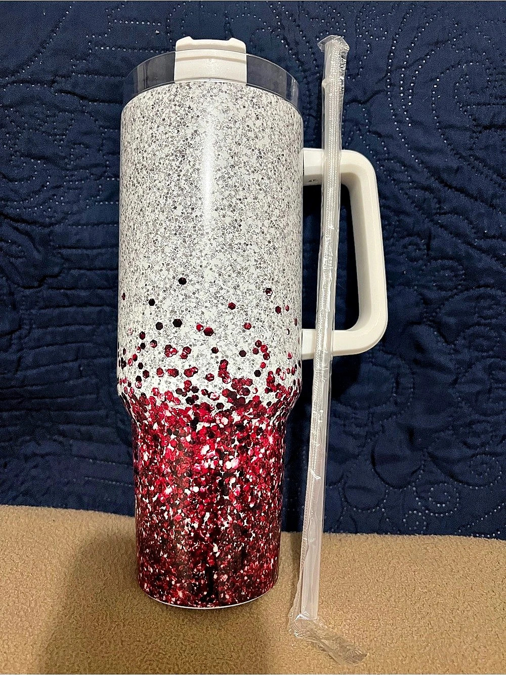 Stanley Quencher H2.0 FlowState Tumbler 40 oz Chili Red Fireworks
